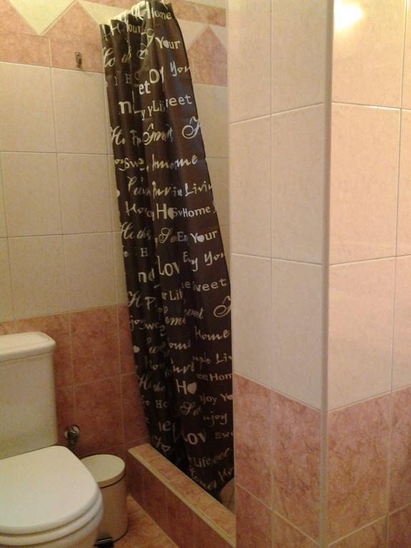 Alikes Apartments Close To International Airport And Rafina Port アルテミダ エクステリア 写真